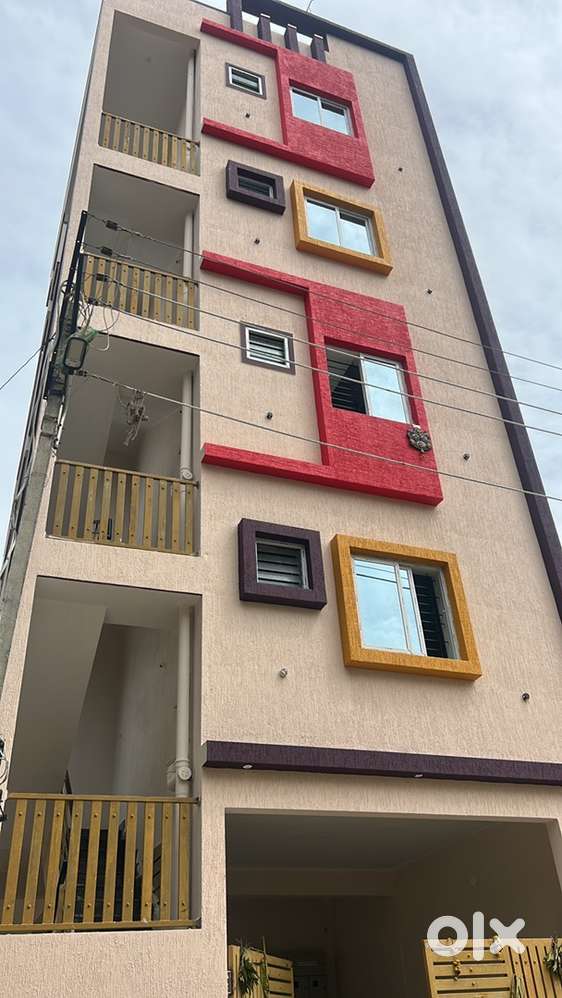 Newly constructed house 2bhk 2nos and 1 bhk 4 nos with bore