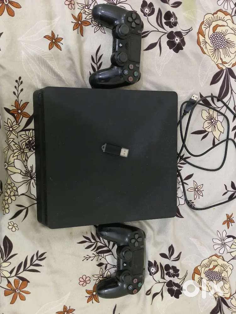 PS4 slim no repair game loded 9.0