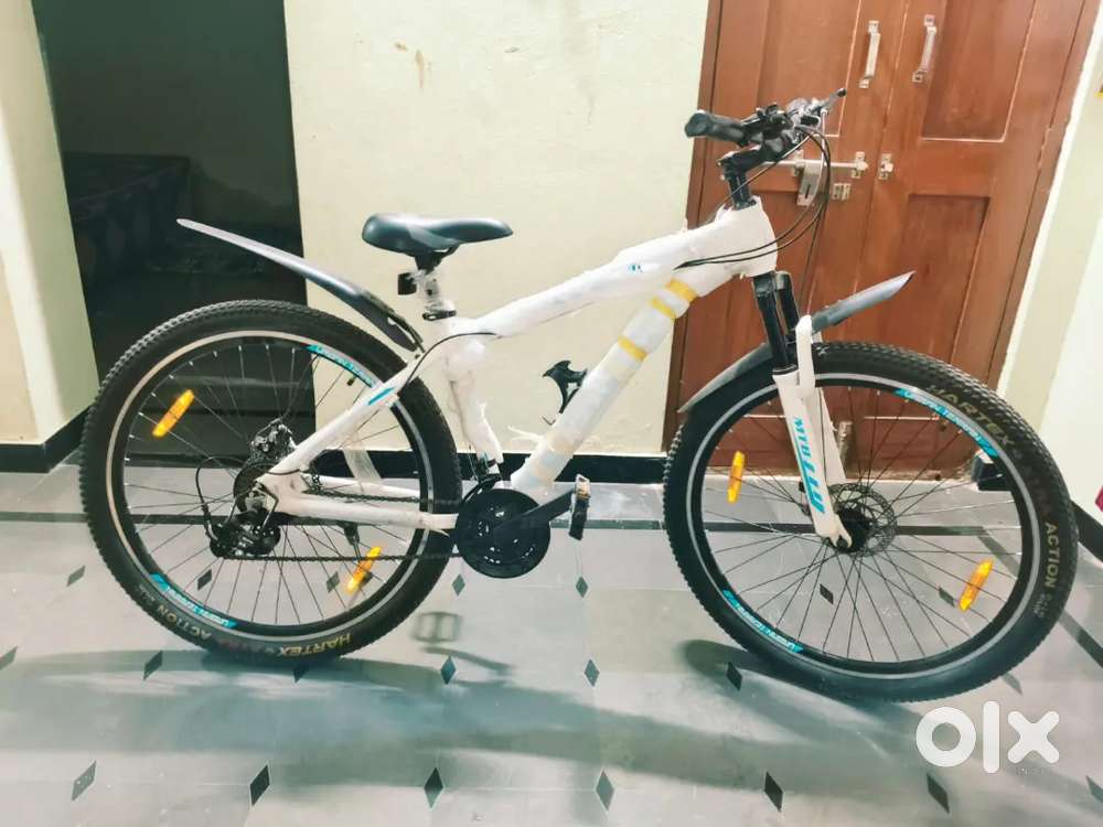 URBAN TERRAIN UT6000A29 29 INCH TYRE 21 GEARSexcellent 100% . WITH BOX