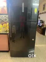 Fridge of samsung for sales 2 door , 670 gross litres