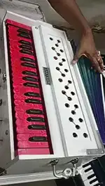 Harmonium 7 below primium quality