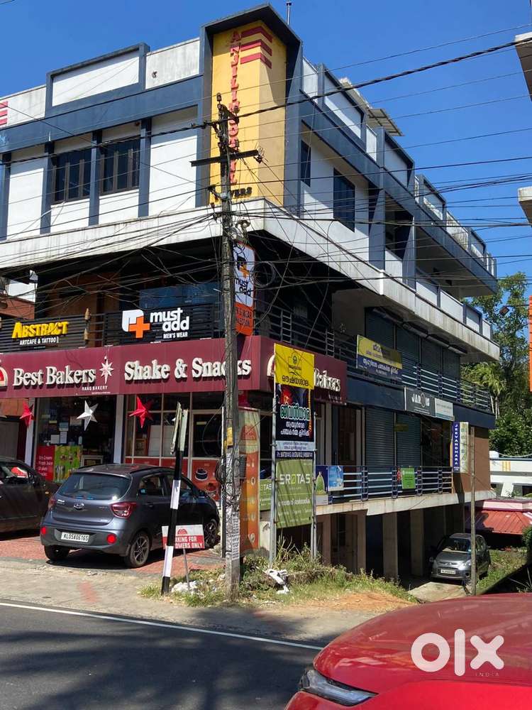 Shops / Office space for Rent at Manarcad, Kottayam