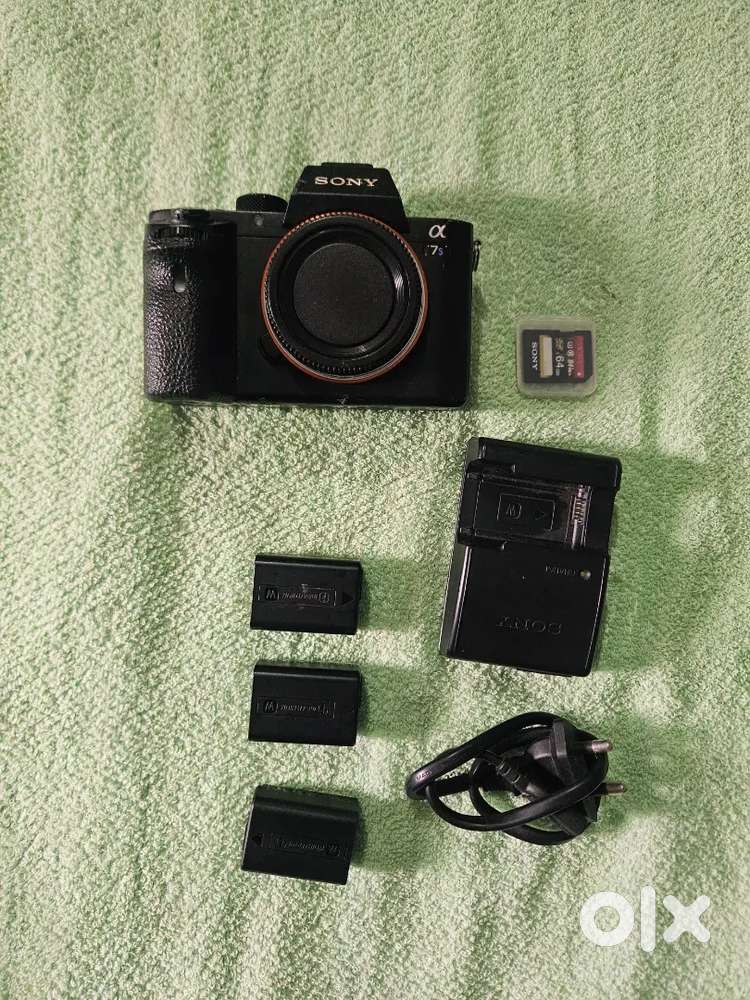 Sony Alpha 7S2  (A7S2)