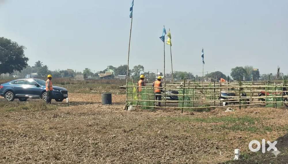 Residential plot Sale in gated society