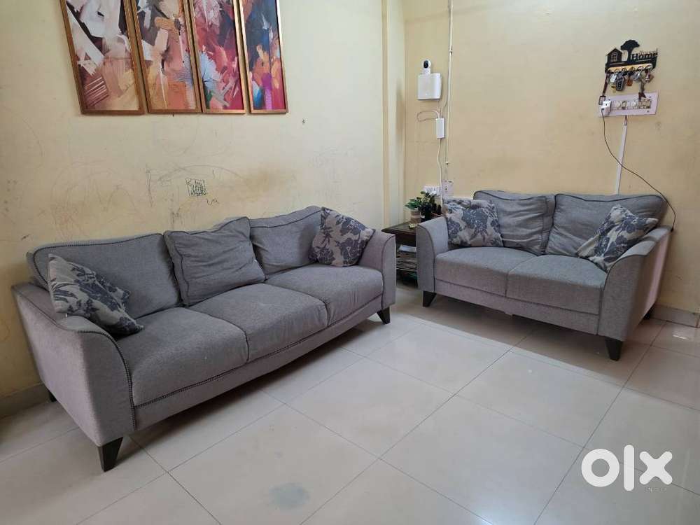 3 SEATER + 2 SEATER (FABRIC MATERIAL)