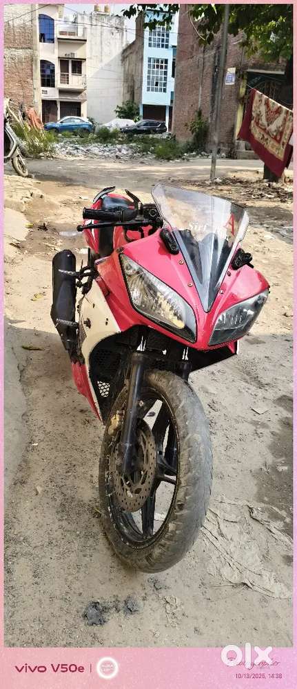 R15 v1 dehli nmbr bike ha emergency sell karni ha faltu message na kar