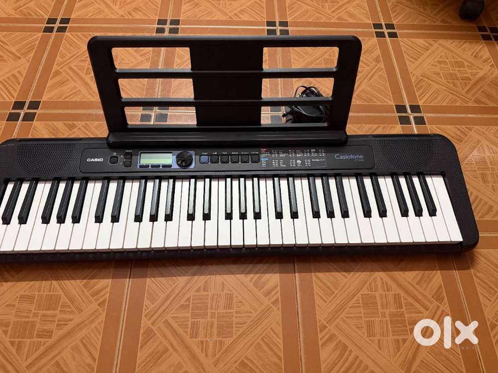 Casio CT-S300 Casiotone Keyboard (Black)