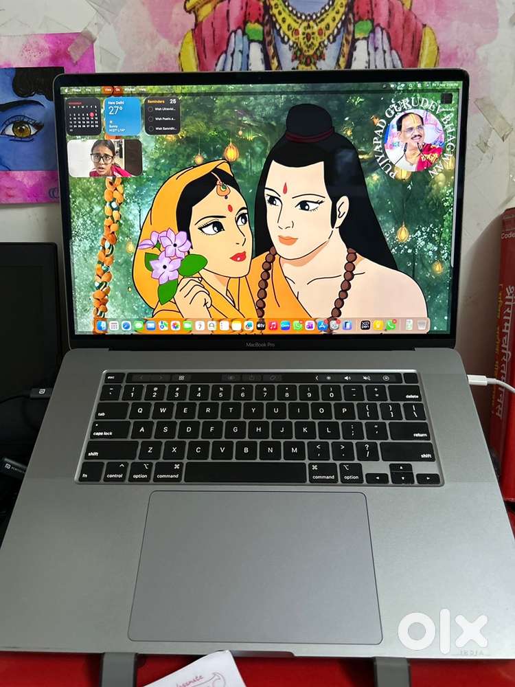 Apple MacBook Pro 2019, A2141 with touchpad