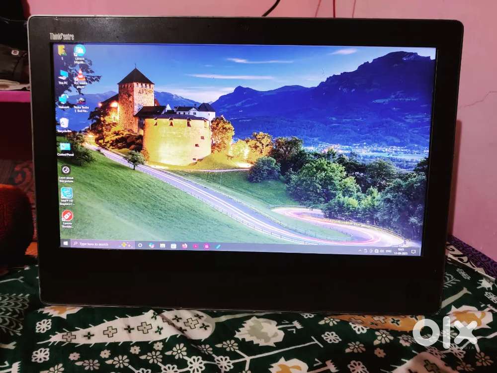 Lenovo Think Center All in One Pc