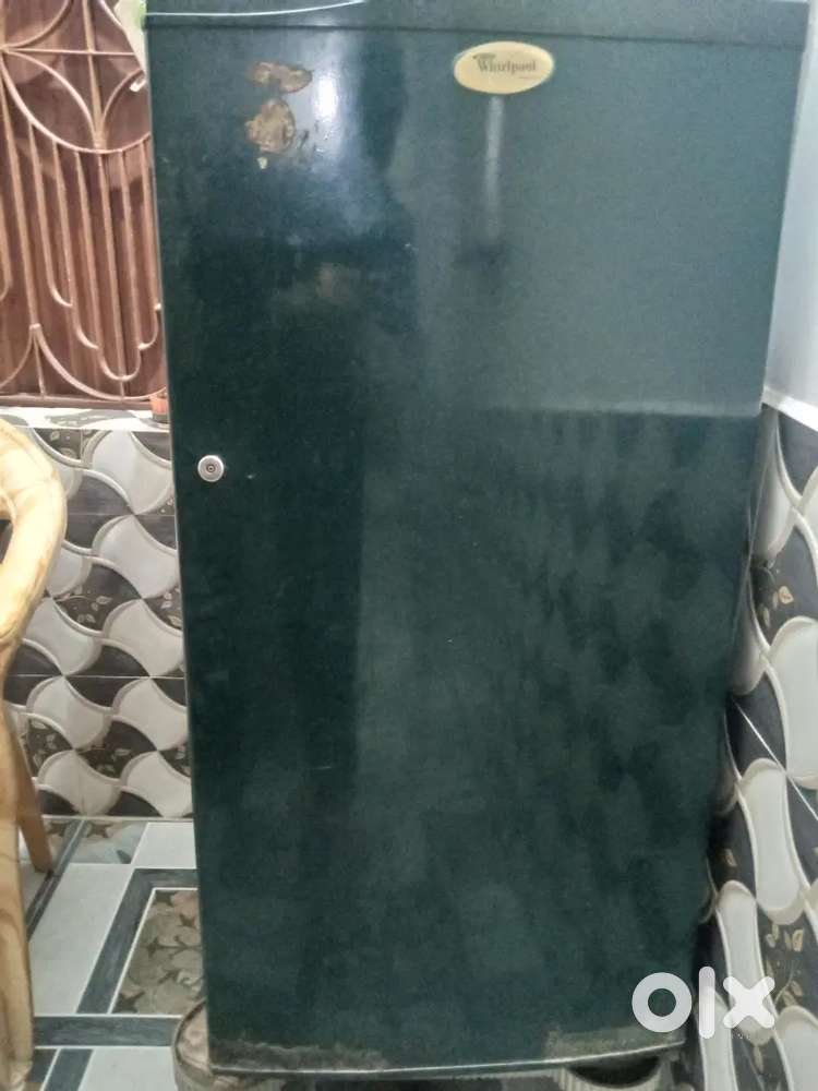 Whirpool Fridge 184-190L