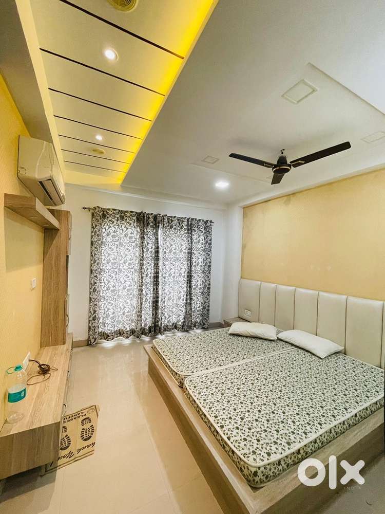 Fully Furnished Flat Single Lady/Person