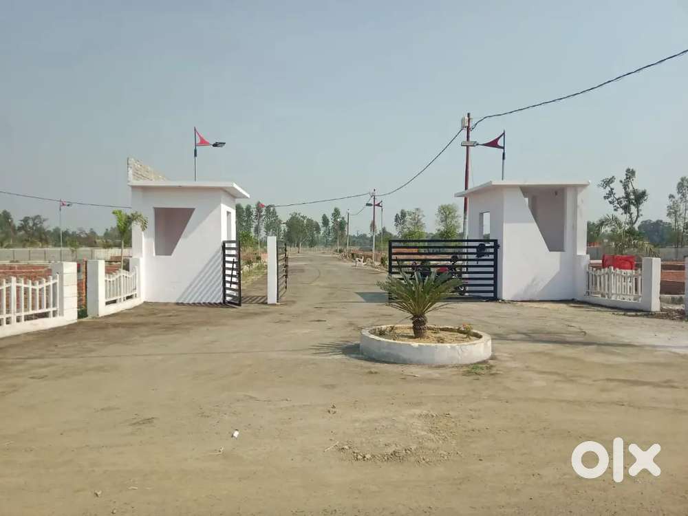 Medanta Hospital Lulu Mall near plots LDA NOC loan facility ready