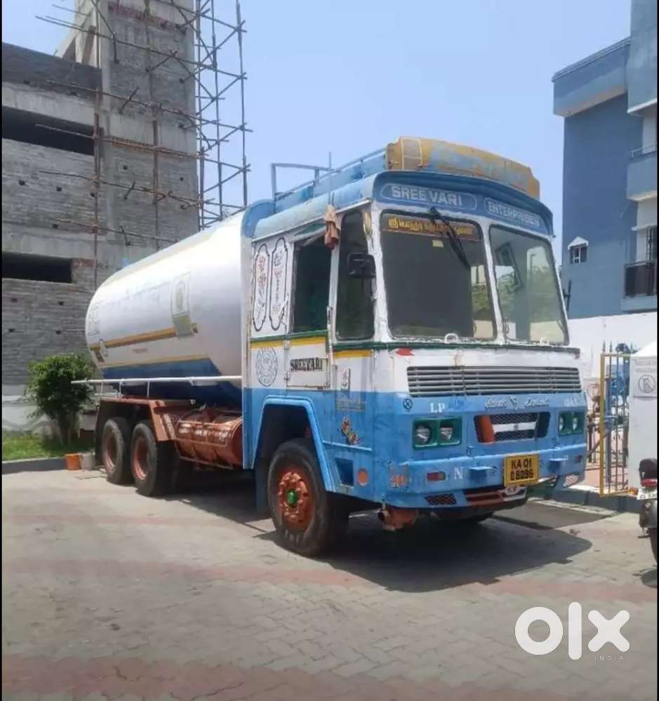 LPG loading TANKER LORRY