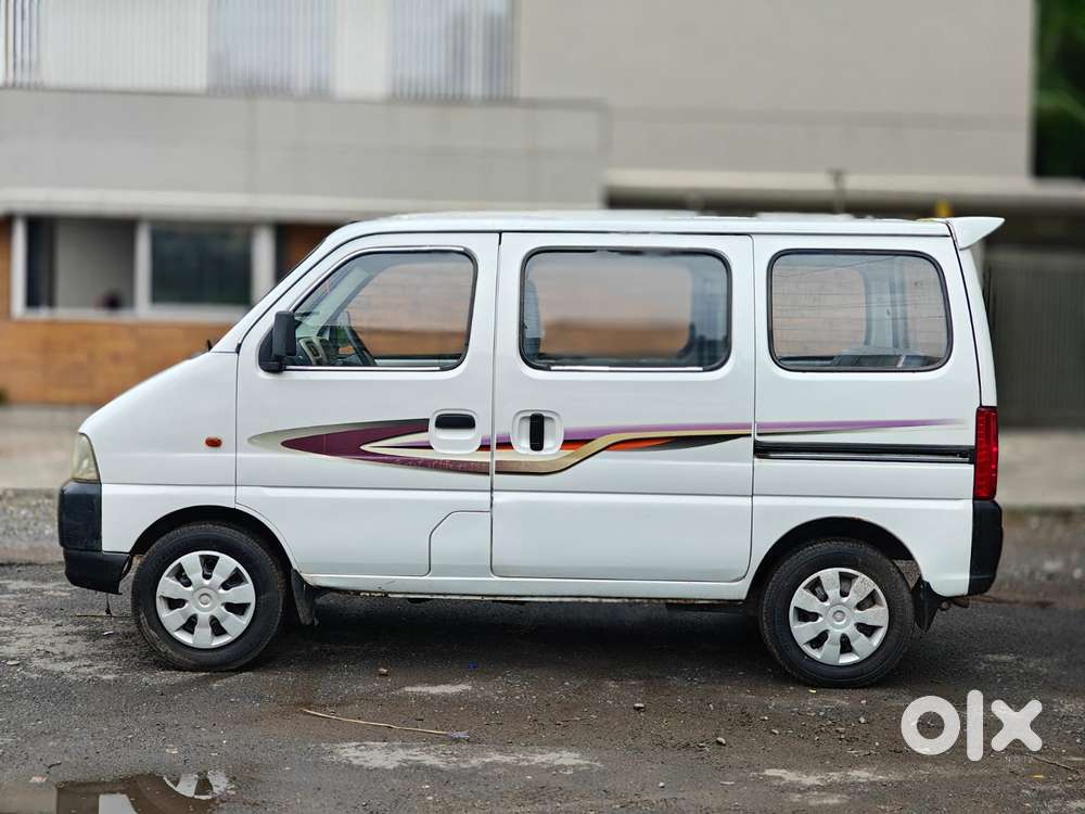 Maruti Suzuki Eeco Smiles 7 Seater Standard, 2012, CNG & Hybrids