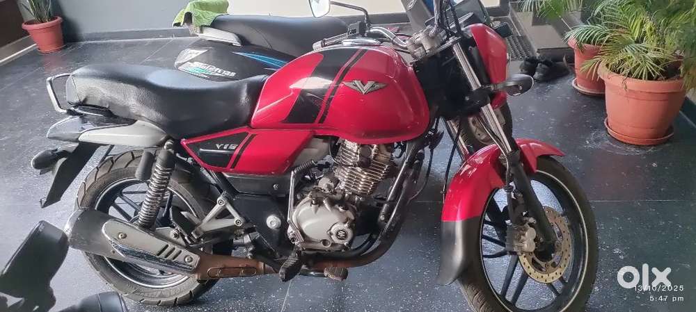 Bajaj V15 Cherry Red bike in good condition.