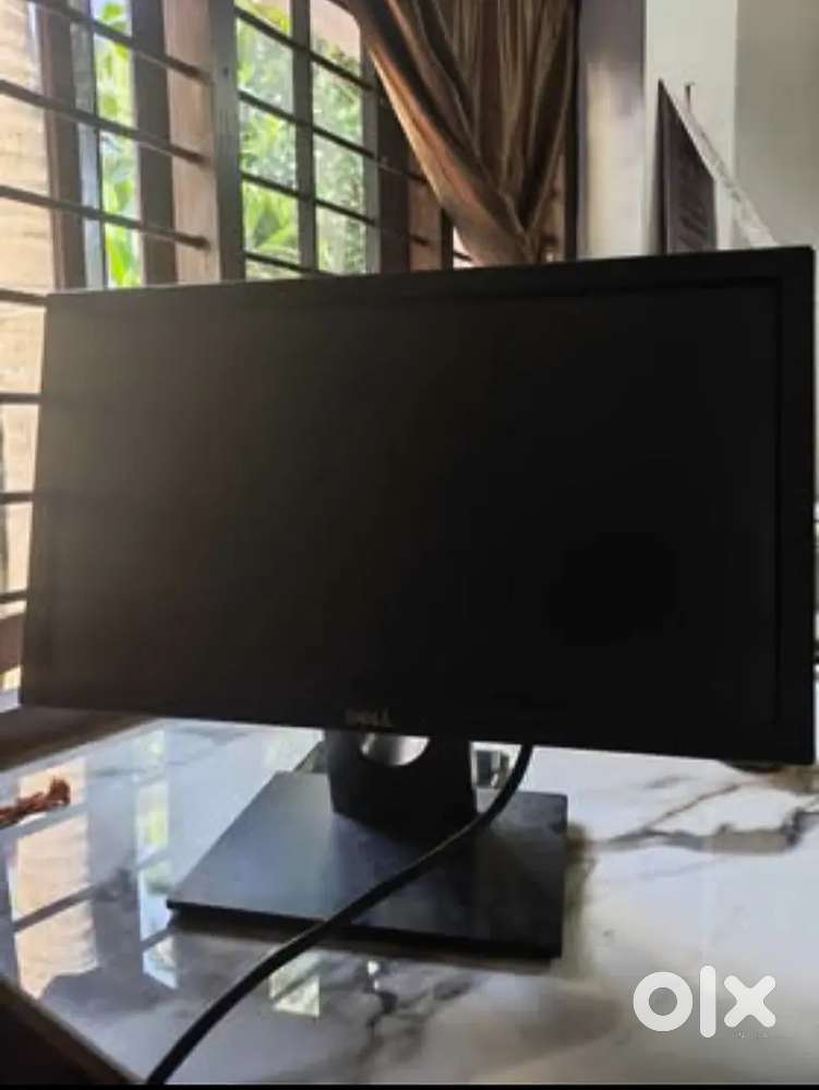 Dell E2216HV 21.5-inch Full HD LED Backlit Computer Monitor