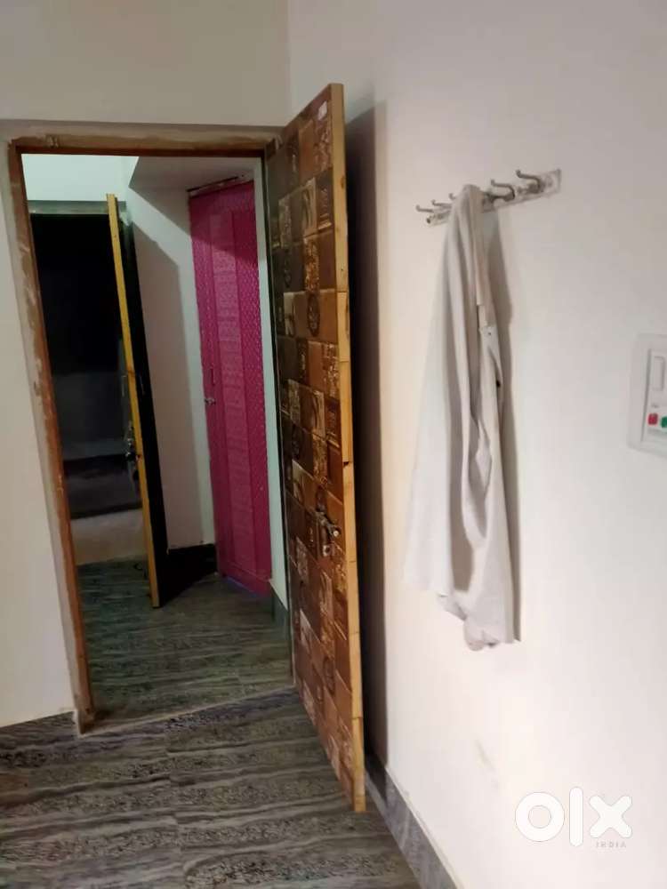 Rent for small family,or bachelor,near Market,and centralBnk icici bnk