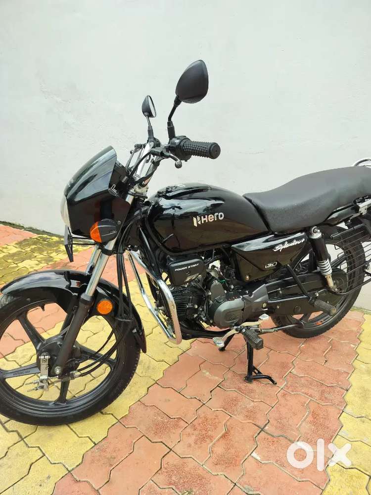 Hero splendor+i3s Black accent showroom condition
