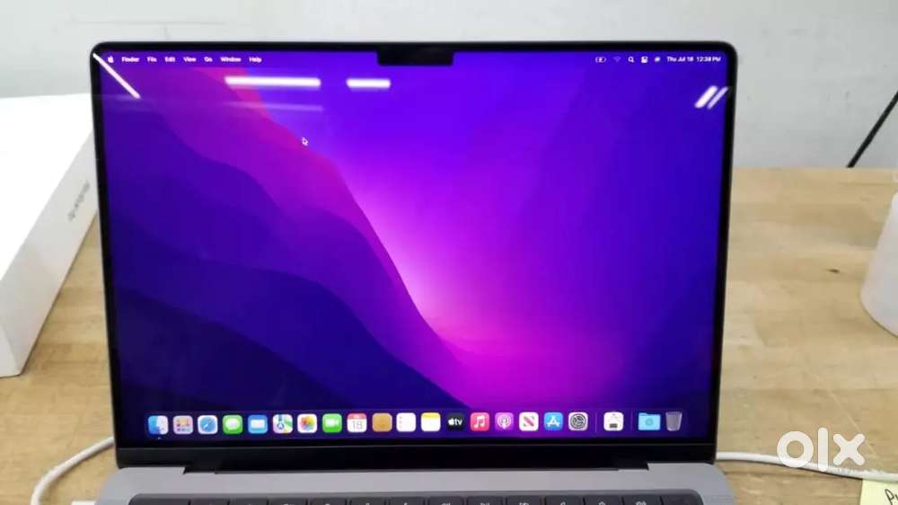 2021 Apple MacBook Pro M1 Pro 16GB RAM 512GB SSD