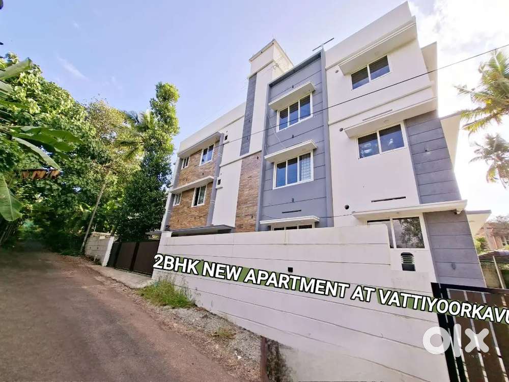 Vattiyoorkavu (NEW 2BHK FLAT) only 140000/- with lift, for family