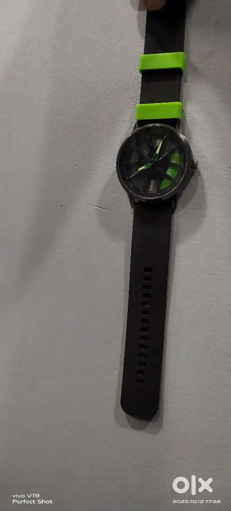 Alloy Wheel Watch (Lambo Green)*Rotating