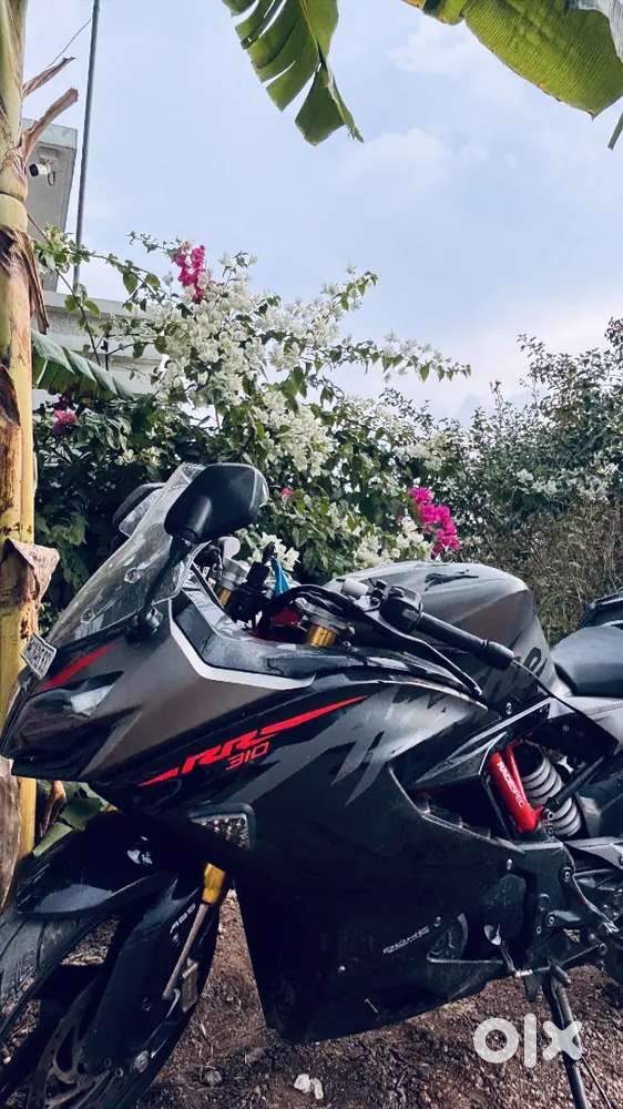 New tyre , service done, minar  scratch.