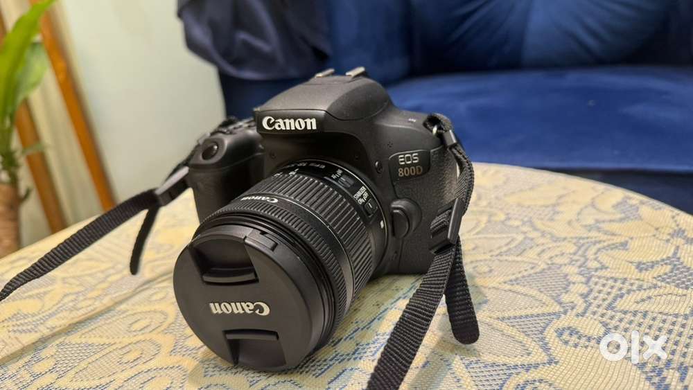 Canon 800 d dslr camera