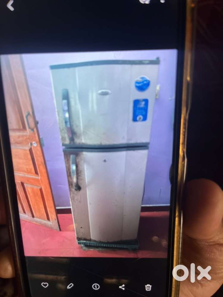Whirlpool 5 star fridge