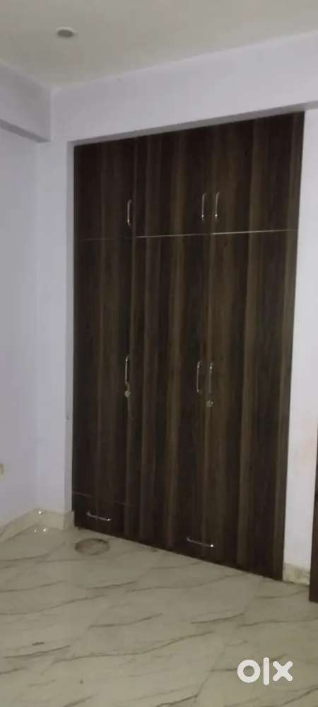 2 bhk flat on rent