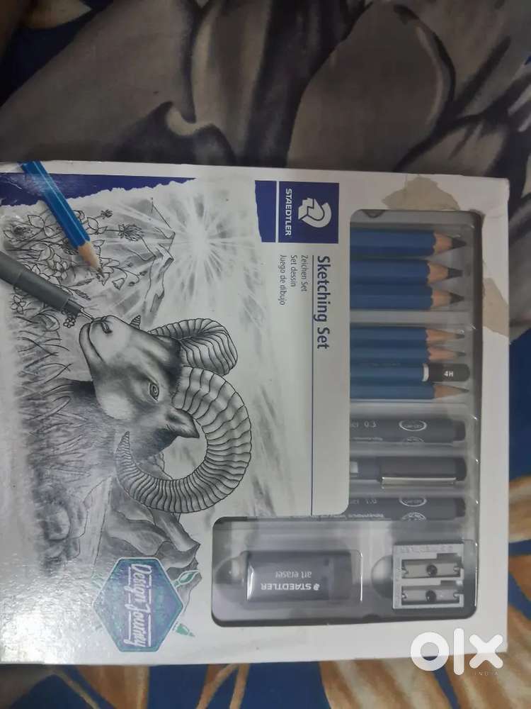 NEW STAEDTLER SKETCHING SET