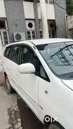 Toyota Innova 2007 Diesel Good Condition captain seats