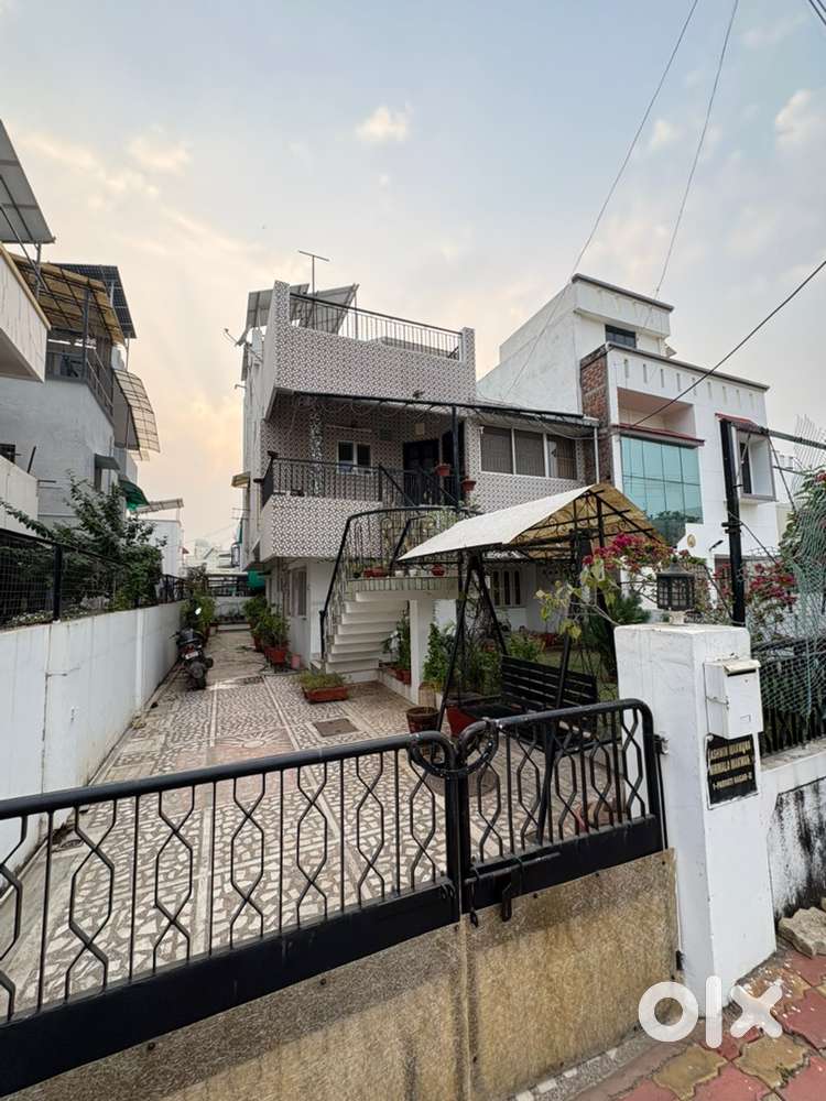 4  Bhk fully furnished bungalow for sale Subhanpura area
