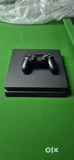 Play station 4 slim