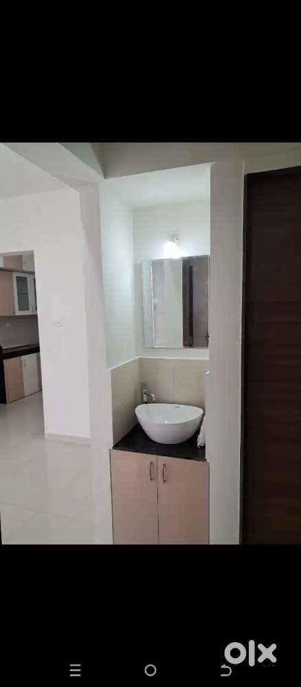 2 bhk full  furnished