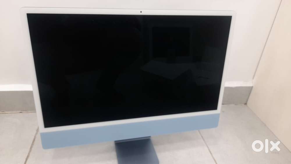 Imac 21’ 8gb/256ssd blue colour with keyboard & magic mouse