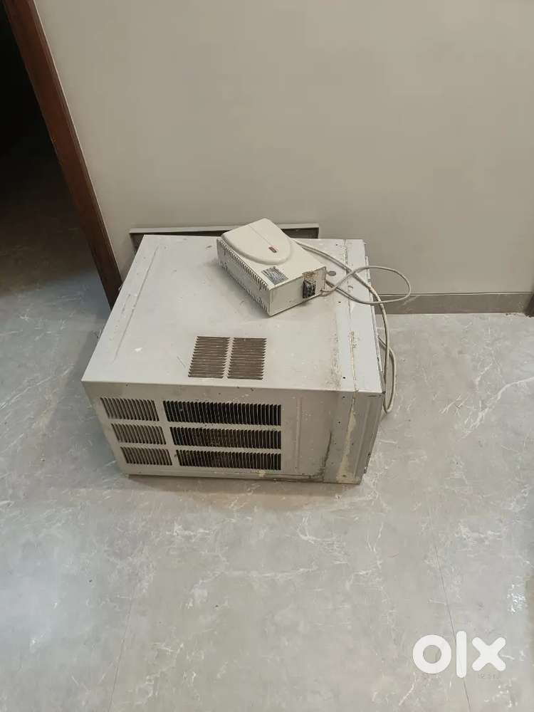 Window air conditioner