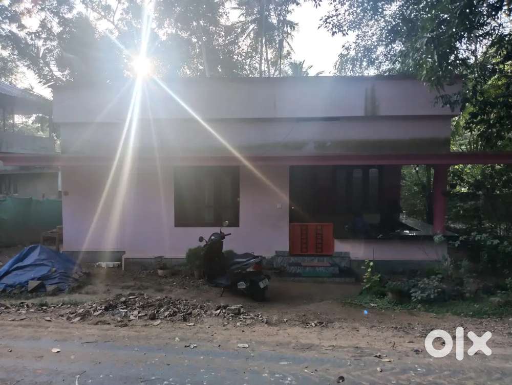 18 cent land and house for sale