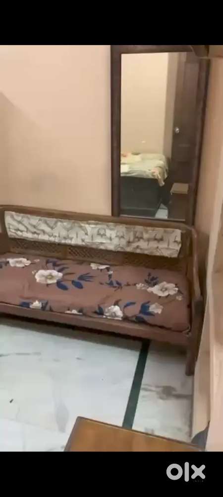 A single room available near Patel nagar