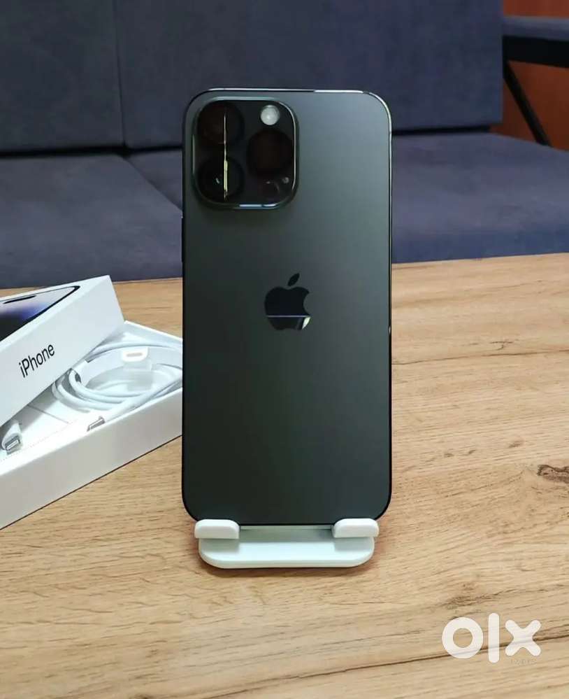 Apple iPhone 14 Pro 256 Gb deep purple colour in Imaculate condition