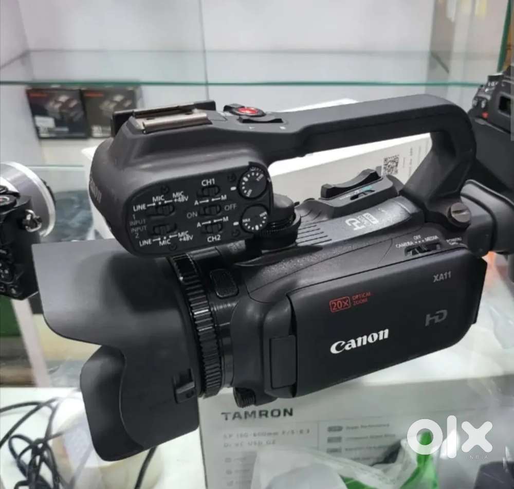 Canon XA11 Camera