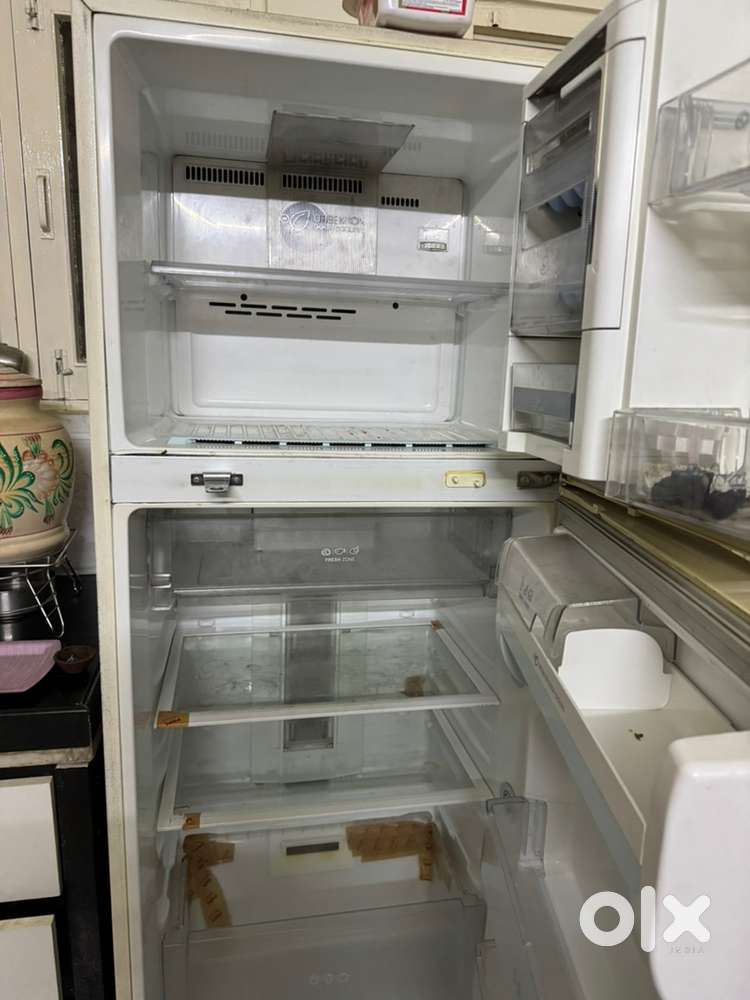 Lg refrigerator