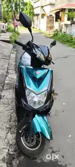 Electric vehicle