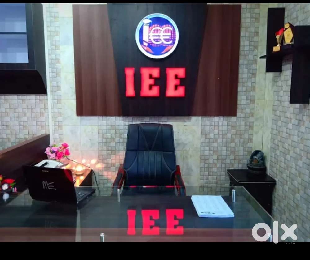 Urgent need for receptionist job for girls in coaching.