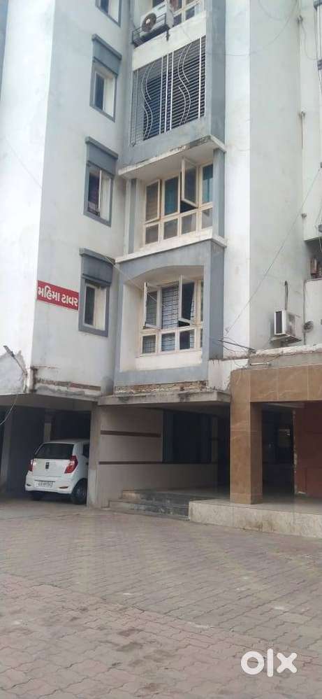 3 BHK FLAT AT MAHIMA TOWER