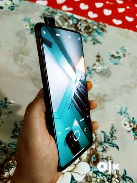 K20 pro in black colour 4G in without scratch with charger