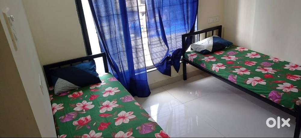 without brokerage male paying guest in thane  near railway