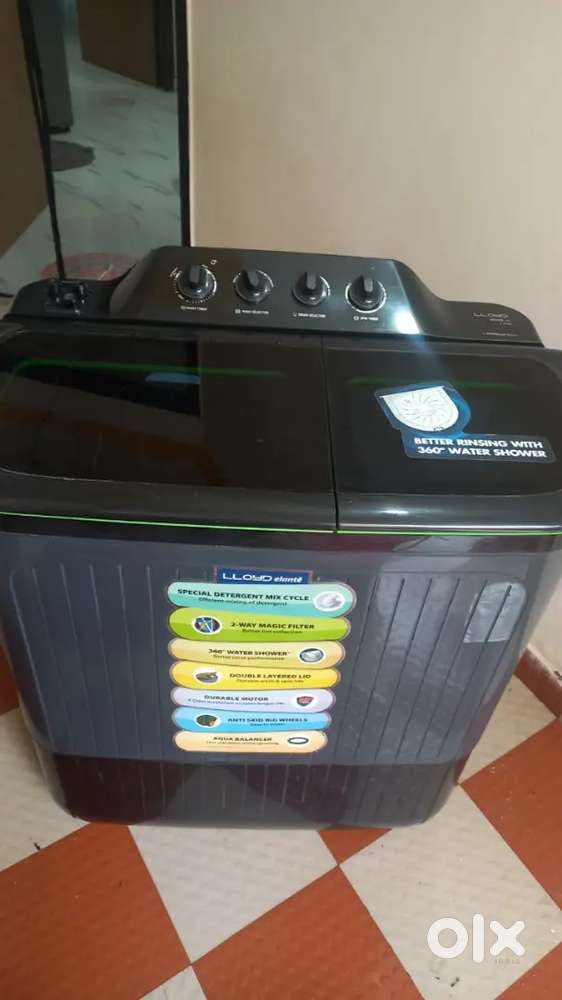 LLoyd Semi Automatic washing machine 7.5 Kg.