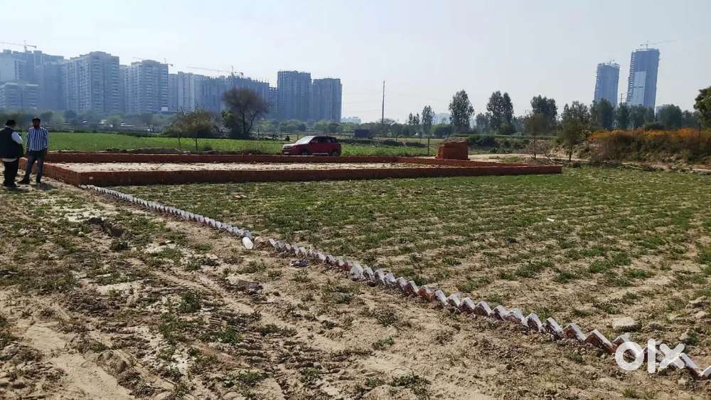 Best investment Best locality par plot Noida,Sec-150.