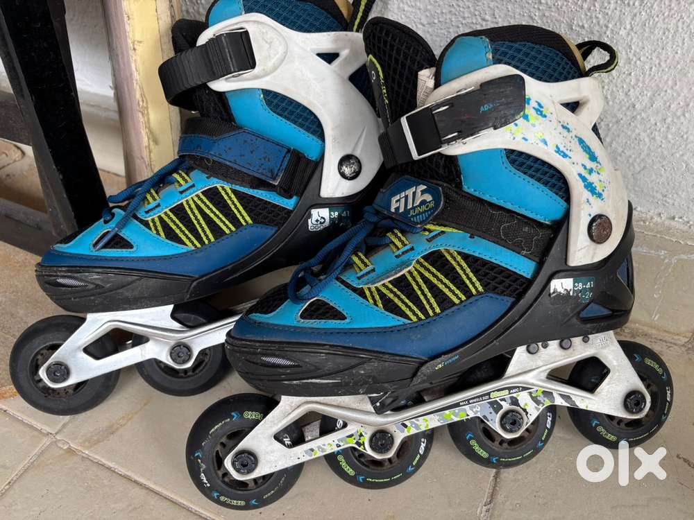Decathlon Oxelo Skating with guards