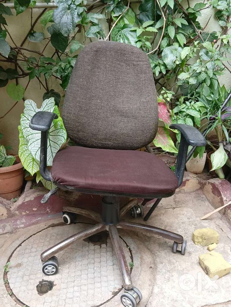 Work chair